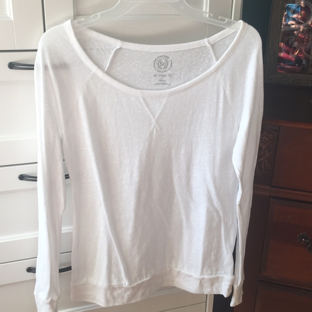 White Long Sleeve- BUY 2 GET 1 FREE!!
